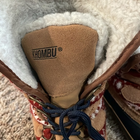 Snow Boots - Picture 7 of 7